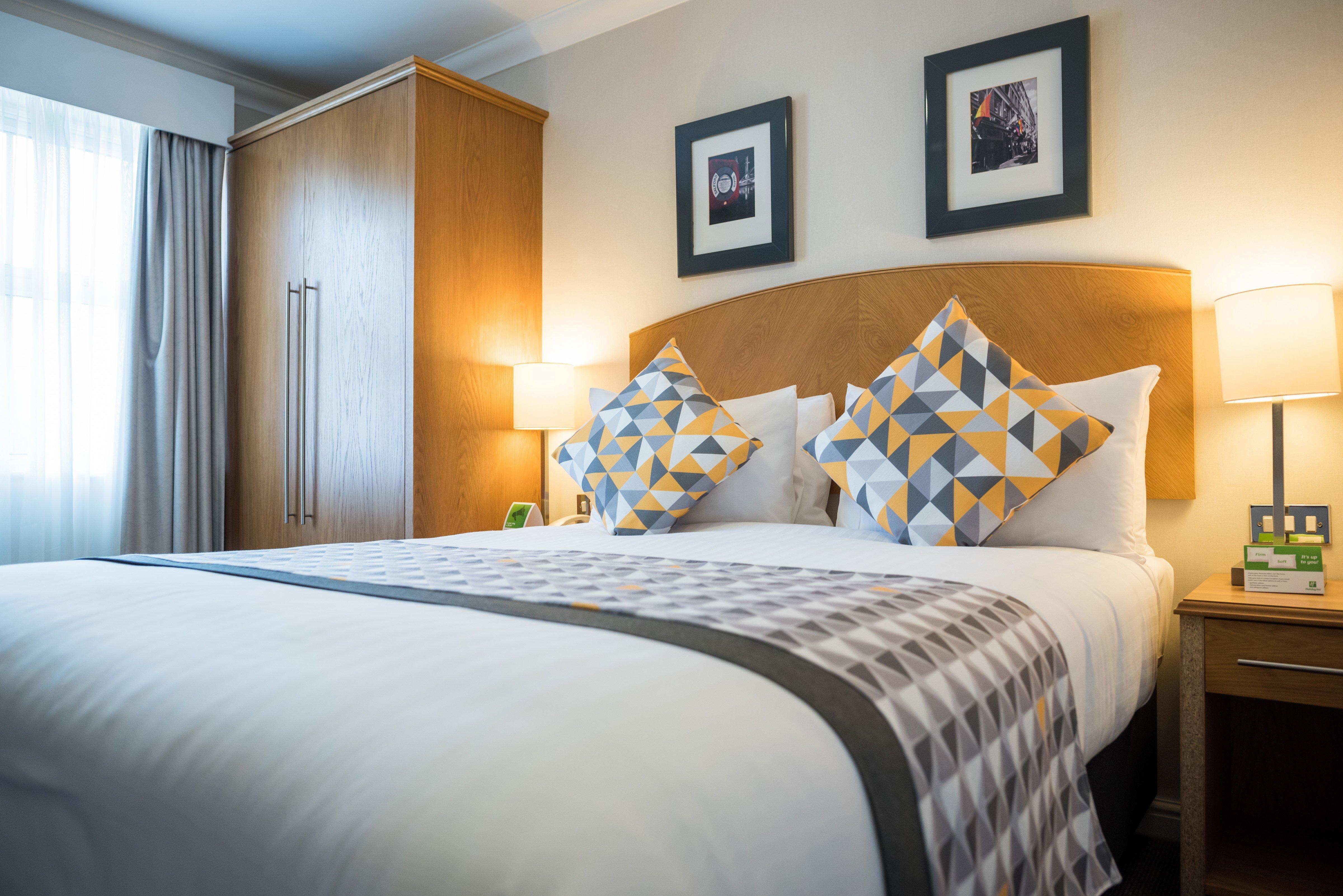 Holiday Inn Manchester West By Ihg Salford  Exterior foto