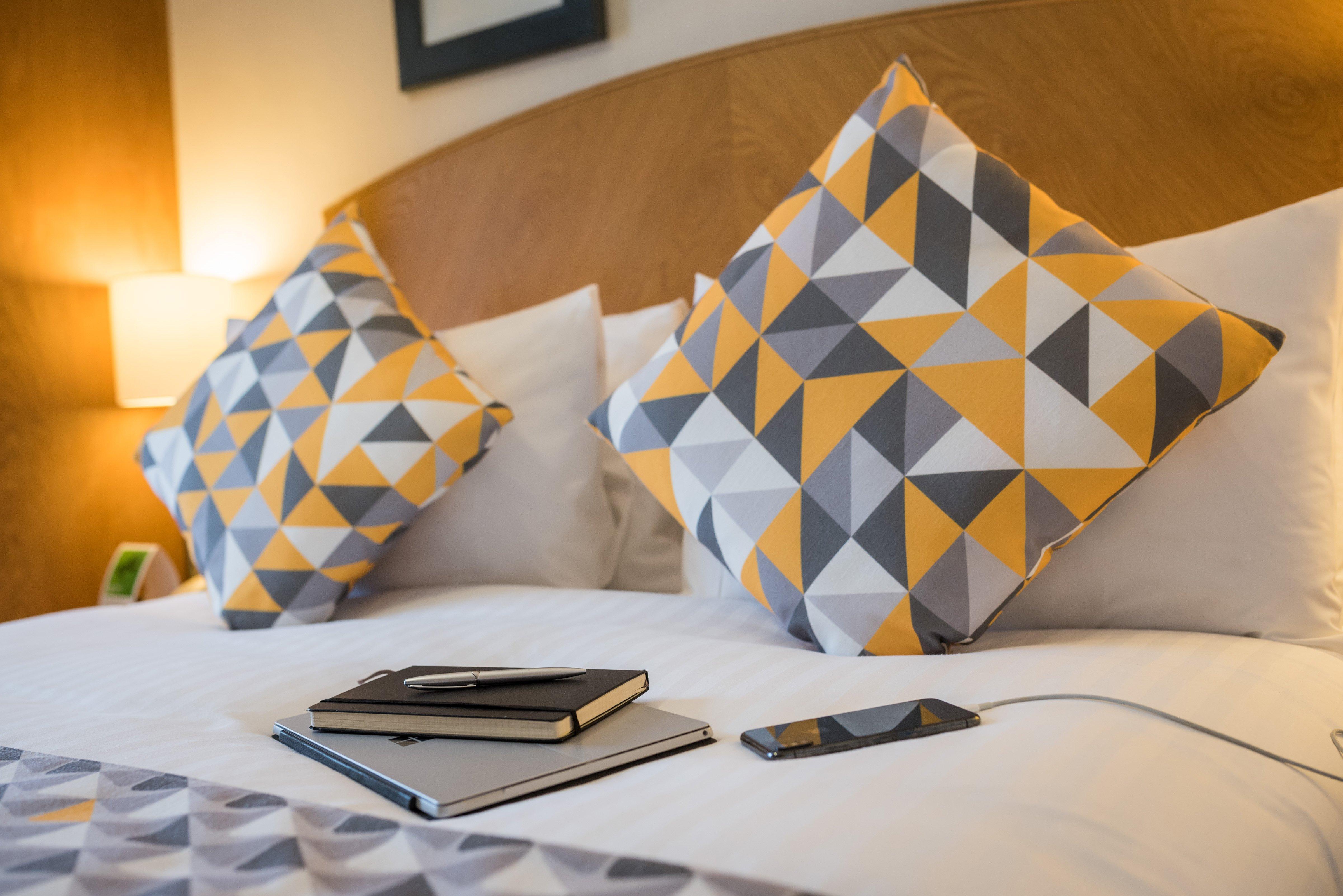 Holiday Inn Manchester West By Ihg Salford  Exterior foto